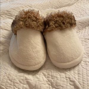 Pottery barn slippers